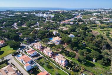 Vila de 4 Quartos em Albufeira