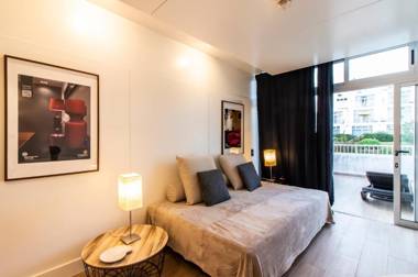 BmyGuest - Oura Beach Studios