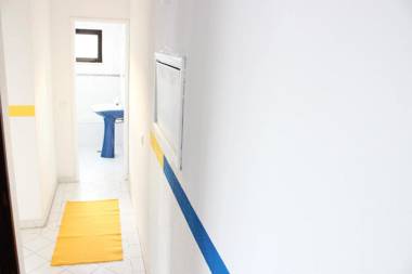 Rich & Poor Hostel Albufeira