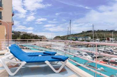 Marina Water View - 6 people bars & restaurants