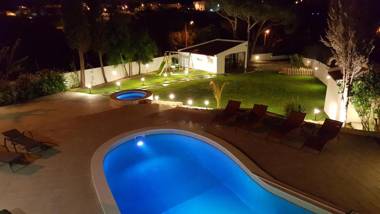 Villa Margarida by Laranjal Rentals
