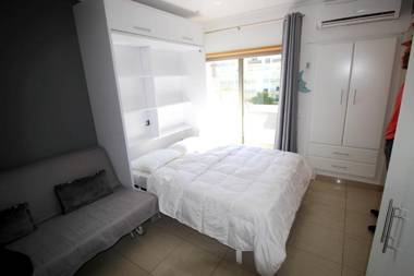 Studio with furnished balcony and wifi at Albufeira