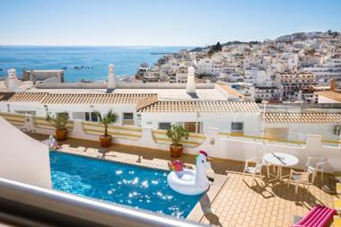 Apartamentos Mónaco by Garvetur