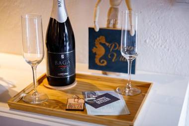 Pura Vida Falésia by The Portuguese Butler