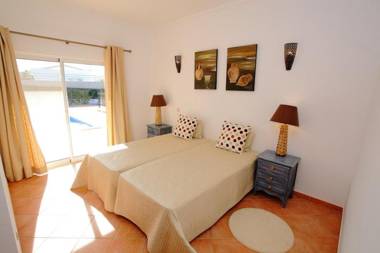 Villa Ericeira by OCvillas