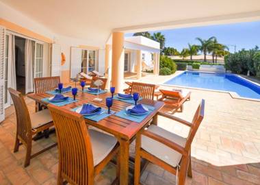 Villa Dome by OCvillas