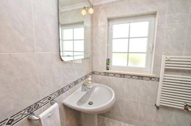 Casa Vela by OCvillas