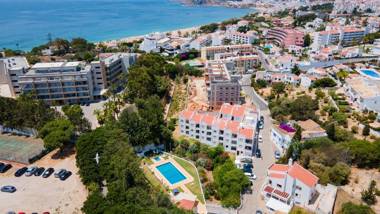 Charming Beachside Apartment w/ Pool by LovelyStay