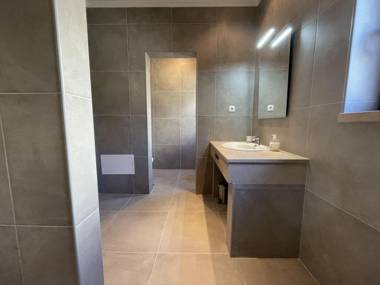 Luxury villa in Albufeira with heated private pool