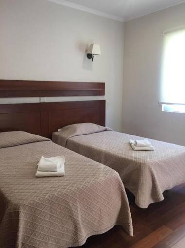 Parque Mourabel Oasis Village & Pe do Lago