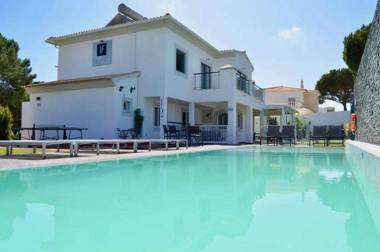 Villa 8BD W private pool Tennis courts e Putt