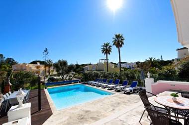 Elegant Vilamoura Old Town Villa Villa Camilla 6 Bedrooms Pool Table