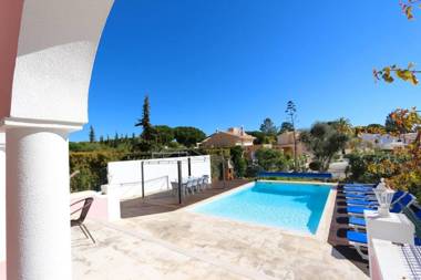 Elegant Vilamoura Old Town Villa Villa Camilla 6 Bedrooms Pool Table