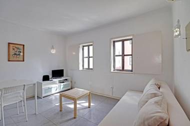 Vilamoura Central by Homing