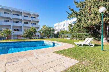Vilamoura Cosy II with Pool by Homing
