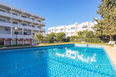 Vilamoura Cosy II with Pool by Homing