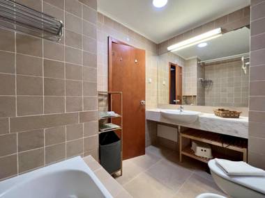 Vilamoura Cosy III With Pool by Homing