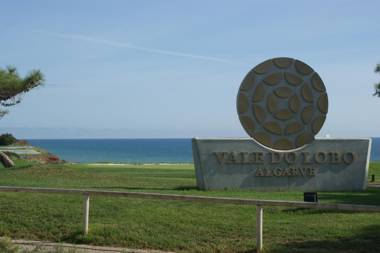 Villa Da Colina - front line villa over looking the beach and golf course in Vale Do Lobo