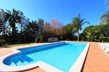 Casa Andre - 4 Bedroom Villa - Large Gardens - Perfect for Families