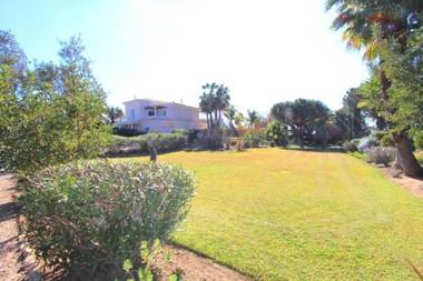 Casa Andre - 4 Bedroom Villa - Large Gardens - Perfect for Families