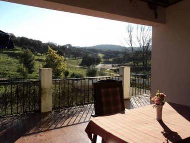 Country Farmhouse in Montemor-o-Novo with Swimming Pool
