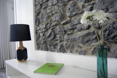 Apartamentos Funchal by Petit Hotels