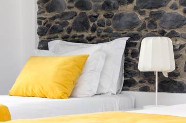 Apartamentos Funchal by Petit Hotels