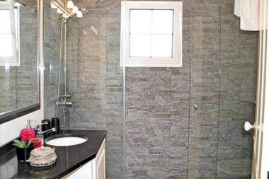 Villa Luzia by OurMadeira