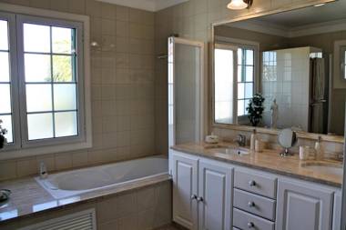 Villa Luzia by OurMadeira