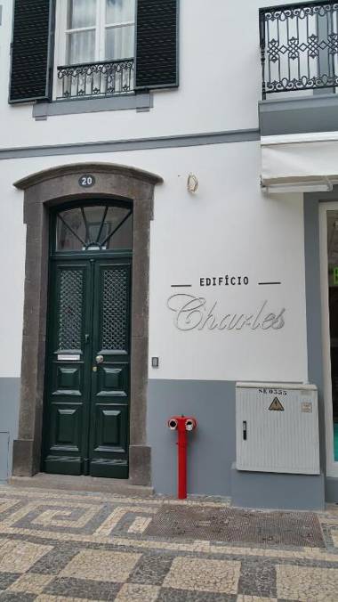 Edificio Charles 301