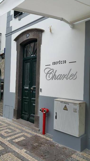 Edificio Charles 201