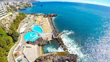 Piornais Apartment by HR Madeira