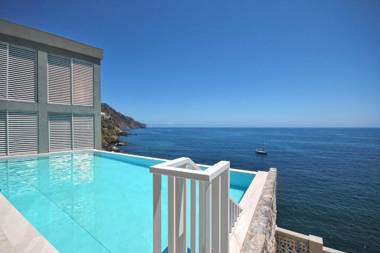 Luxury Barreirinha House by HR Madeira