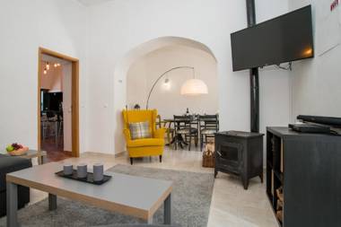 Traditional Countryside Quinta in Santa Barbara de Nexe