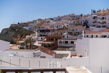 CheckinCheckout - Beach Flat Carvoeiro