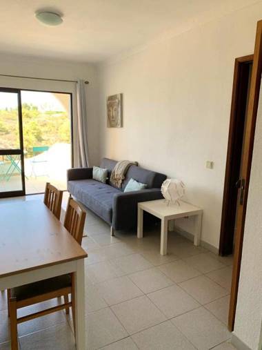 2 bedrooms appartement at Carvoeiro 100 m away from the beach with sea view balcony and wifi