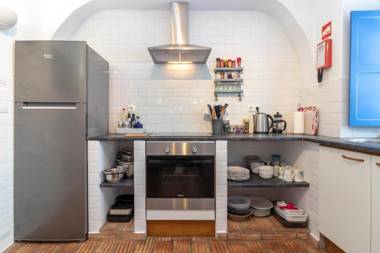 Villa Oasis Hidden Gem Heart of Village Pool Courtyard