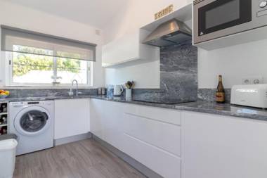 Casa Ferrolho walk to beach and Carvoeiro centre