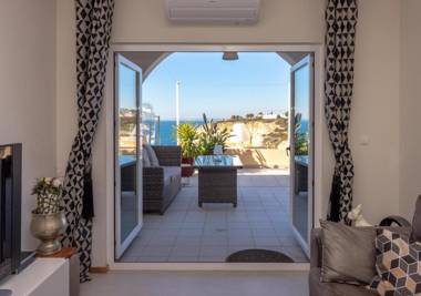 Apartment Sol with amazing sea views