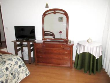 3 bedrooms house with enclosed garden and wifi at Sobral de Monte Agraco