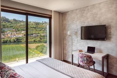 Quinta de Santo António - Country House & Villas