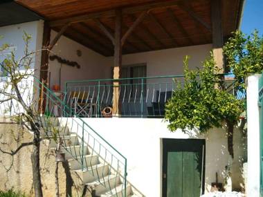 4 bedrooms house with furnished terrace and wifi at Braganca 2 km away from the beach