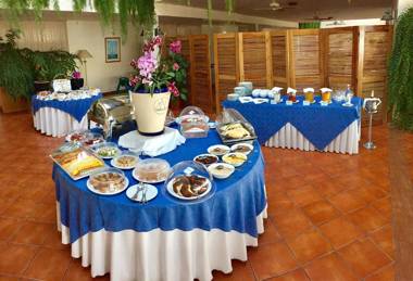 Albatroz Beach & Yacht Club