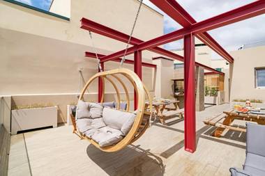 Drapes Design Apartments by An Island Apart