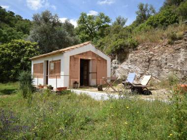 Quiet and cottage in the estate Casas da Cerca near Troviscais