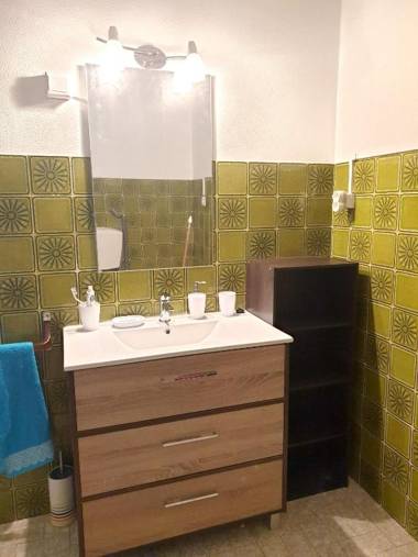 One bedroom appartement with furnished balcony at Pombal