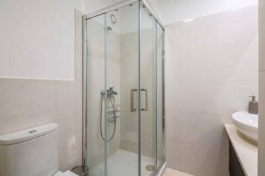 Oceanside Terrace Apartment by HR Madeira