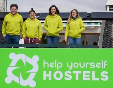 Help Yourself Hostels - Carcavelos Coast