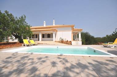 Large Country Villa with Private Pool Vilamoura