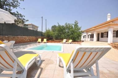Large Country Villa with Private Pool Vilamoura